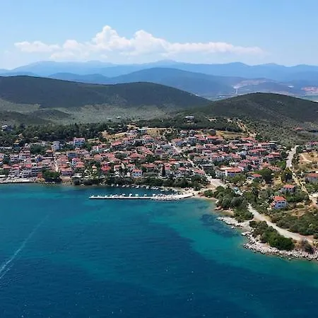 Villa Monolia Sea View Stone With Garden
