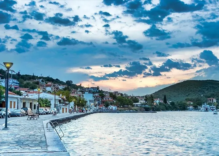 Stone Monolia Amaliapoli