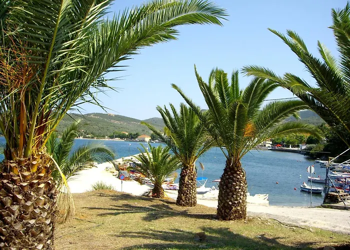 Stone Monolia * Amaliapoli