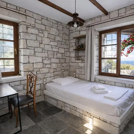 Villa Stone Monolia *