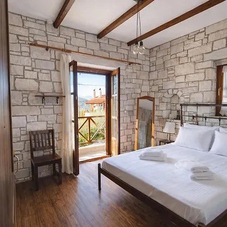 Βίλα Stone Villa Monolia Αμαλιάπολη
