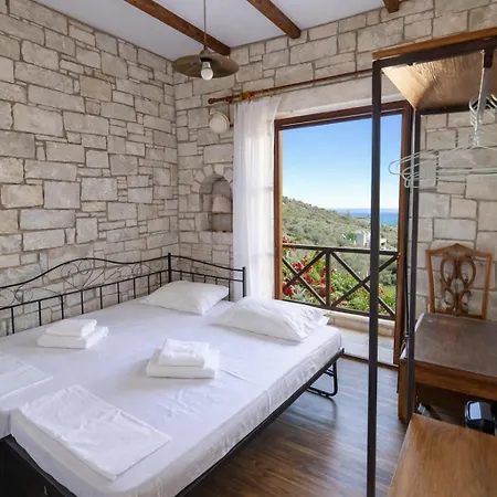 Stone Monolia Villa Amaliápoli