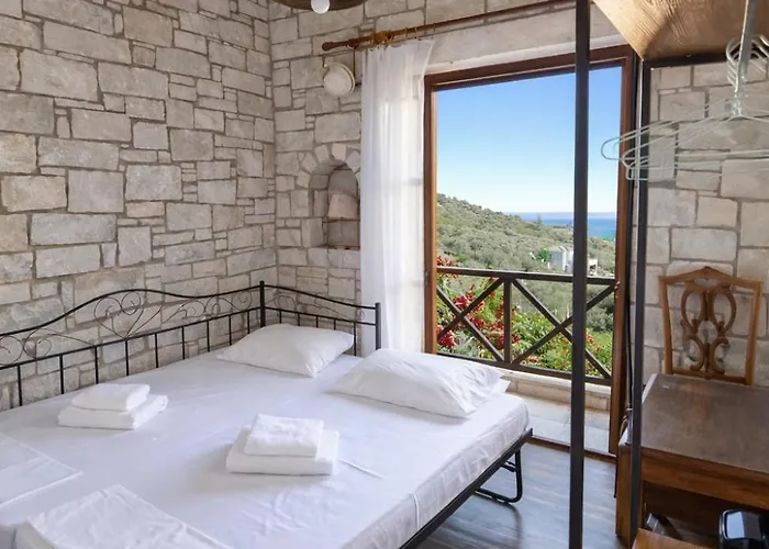 Stone Monolia Villa Amaliápoli